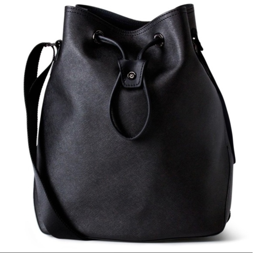 Lululemon Buckets of Fun Bag